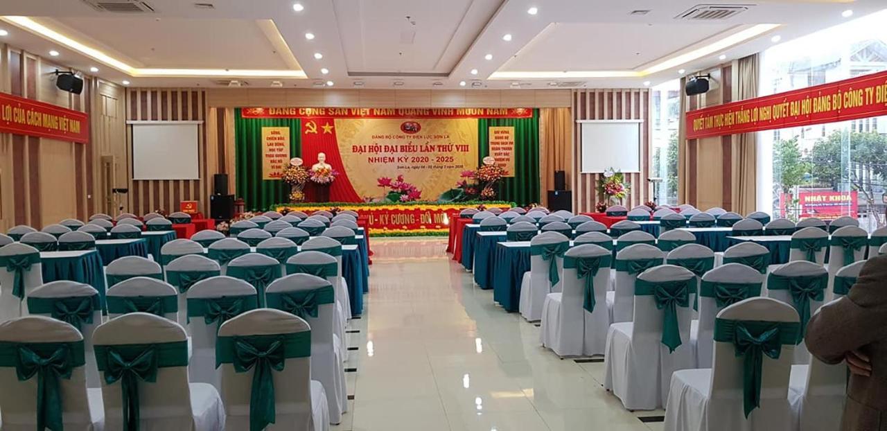 Готель Khach San Hoa Ban Trang Son La Екстер'єр фото